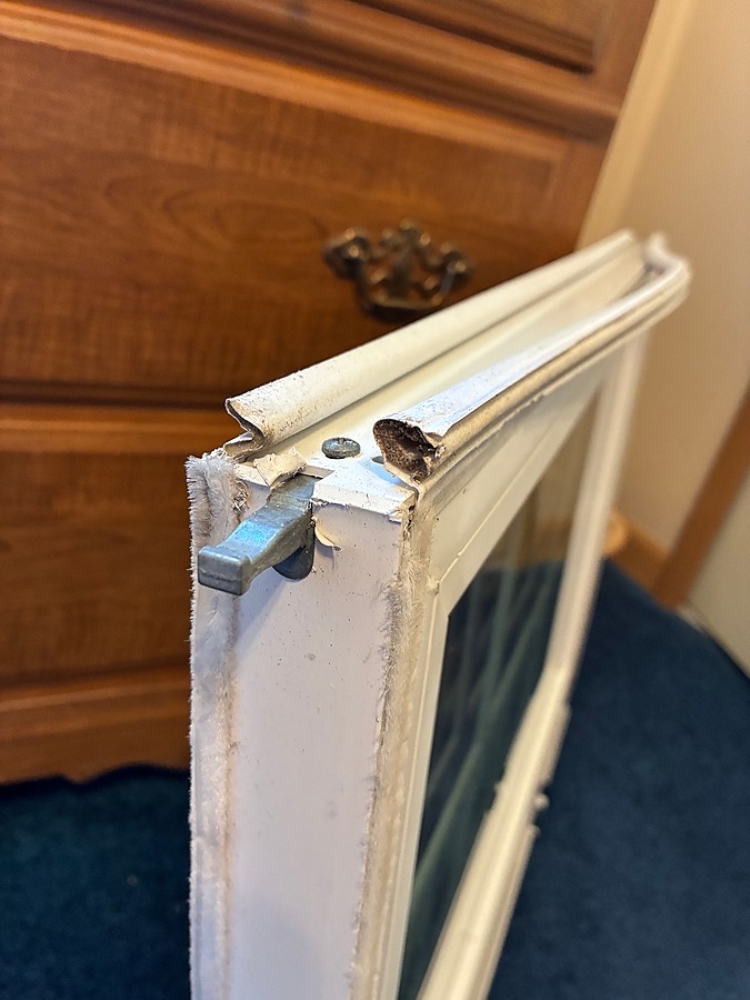 Pivot bar
